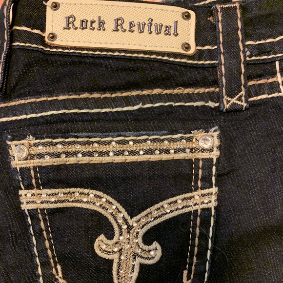 Amazing Rock Revival Jeans - Picture 1 of 3